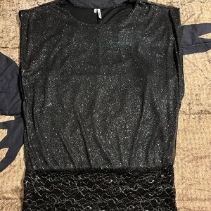 NWOT BEAUTIFUL 2N1 STUDIO Y SIZE S